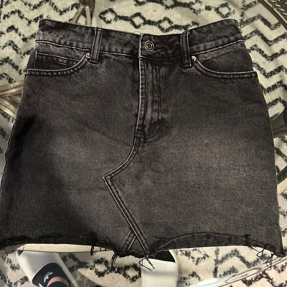 Forever 21 black jean skirt